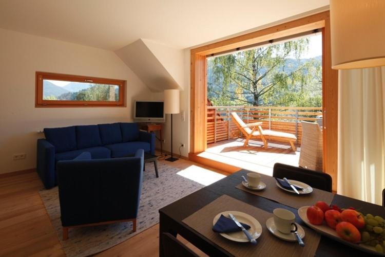 Seehotel Enzian Weissensee Room photo