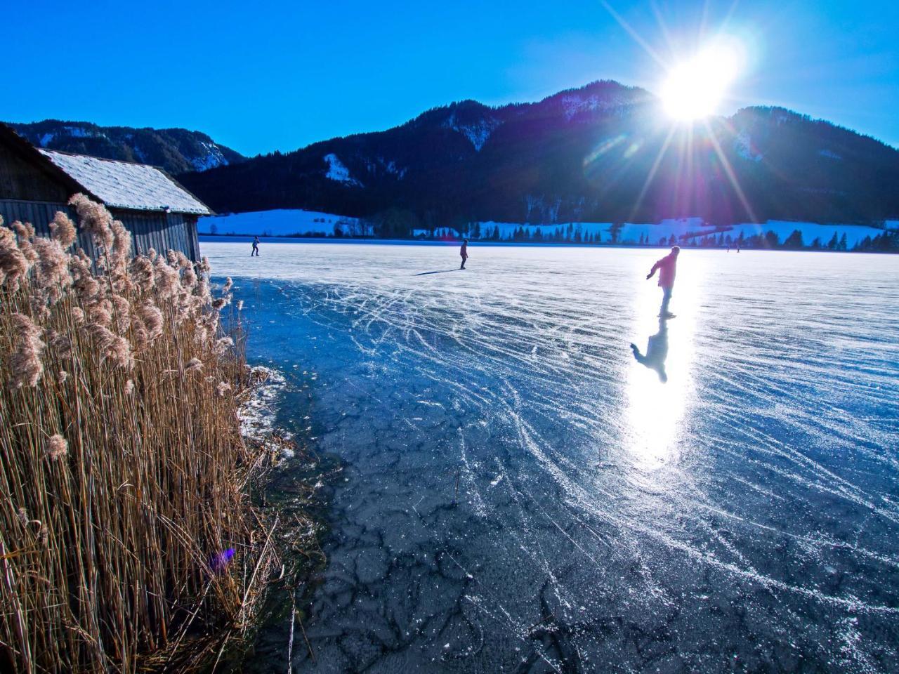 Seehotel Enzian Weissensee Exterior photo